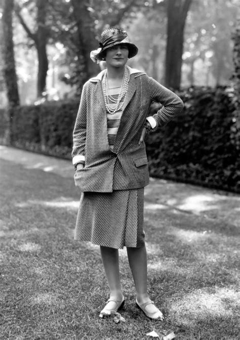 1920's gabrielle coco chanel suit|coco chanel fashion history.